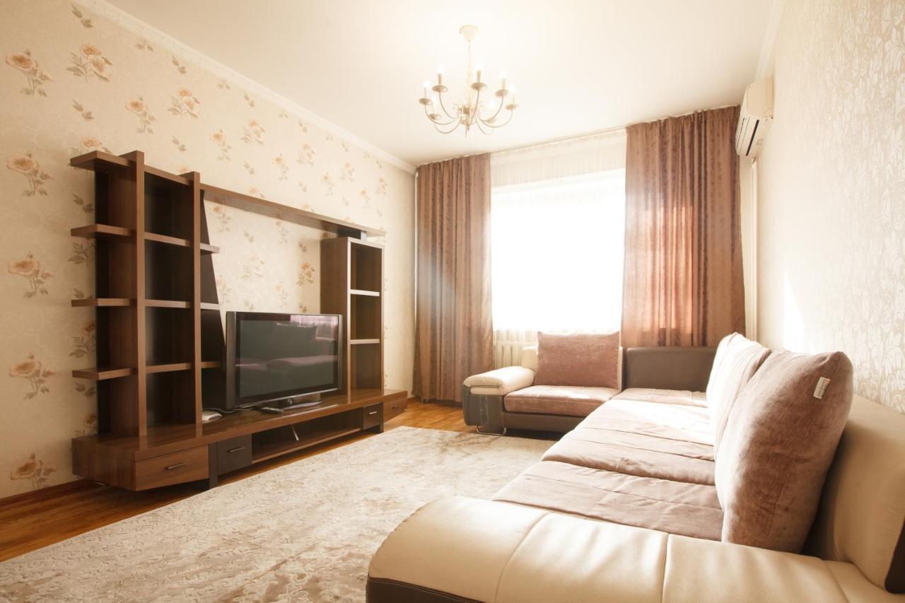 Квартира На Пушкина Almaty Exterior foto